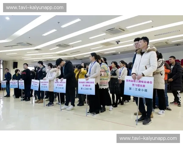 博斯普鲁斯的暗流与红魔的救赎：当伊斯坦布尔再次屏住呼吸